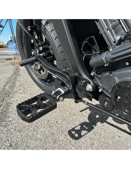 PEDANE JOKER MACHINE PER INDIAN SCOUT E VICTORY OCTANE