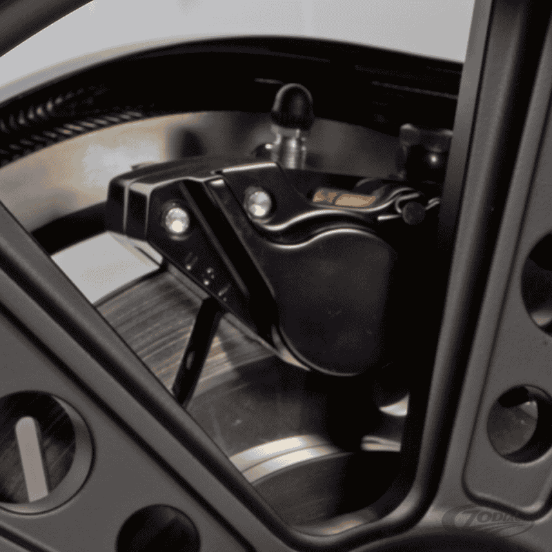 PINZE PERFORMANCE MACHINE