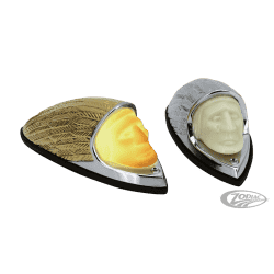 ORNAMENTO ILLUMINABILE DA PARAFANGO CON TESTA D'INDIANO 2