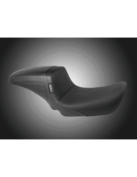 LE PERA SOLO KICKFLIP PER DYNA